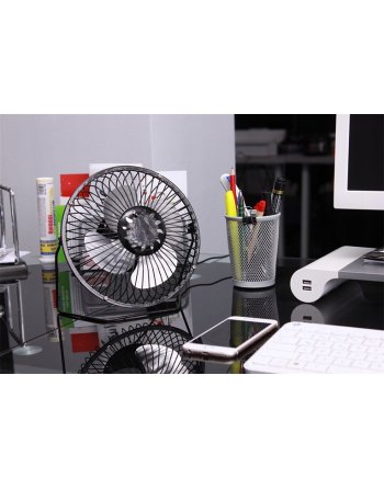WENTYLATOR WIATRAK BIURKOWY NA BIURKO WIATRAK STOŁOWY NA USB CHŁODZENIE